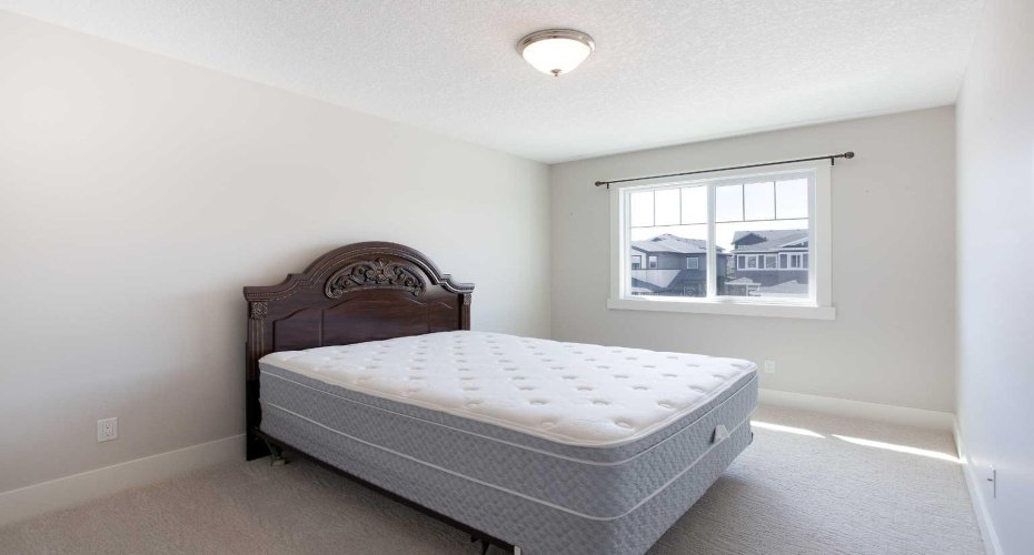 49 Cimarron Springs Circle, Okotoks, Alberta T1S0M2, 4 Bedrooms Bedrooms, ,4 BathroomsBathrooms,Residential,For Sale,Cimarron Springs,A2310688