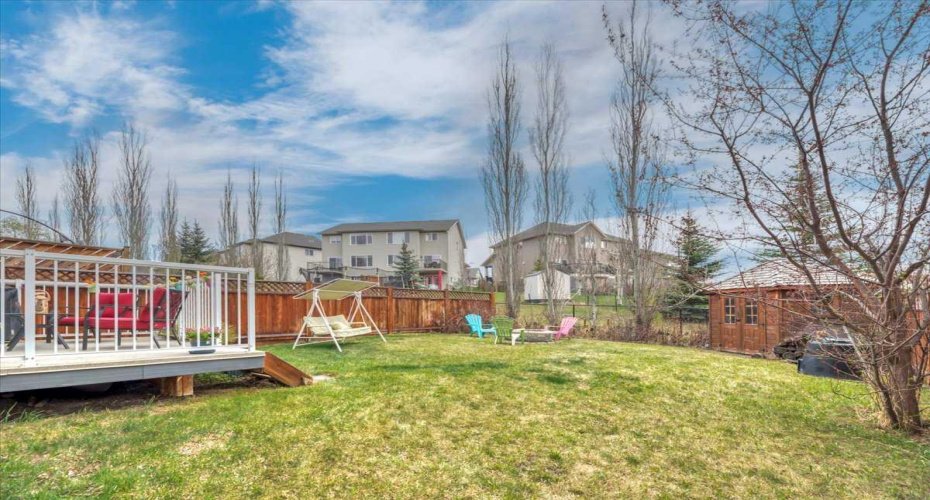 8 Sunset Square, Cochrane, Alberta T4C 0H4, 4 Bedrooms Bedrooms, ,4 BathroomsBathrooms,Residential,For Sale,Sunset,A2310409