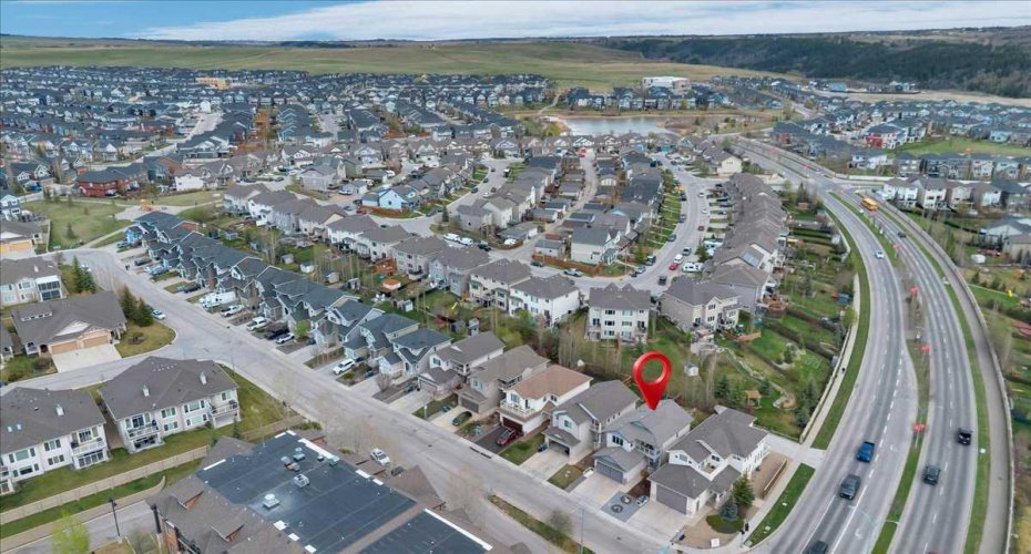8 Sunset Square, Cochrane, Alberta T4C 0H4, 4 Bedrooms Bedrooms, ,4 BathroomsBathrooms,Residential,For Sale,Sunset,A2310409