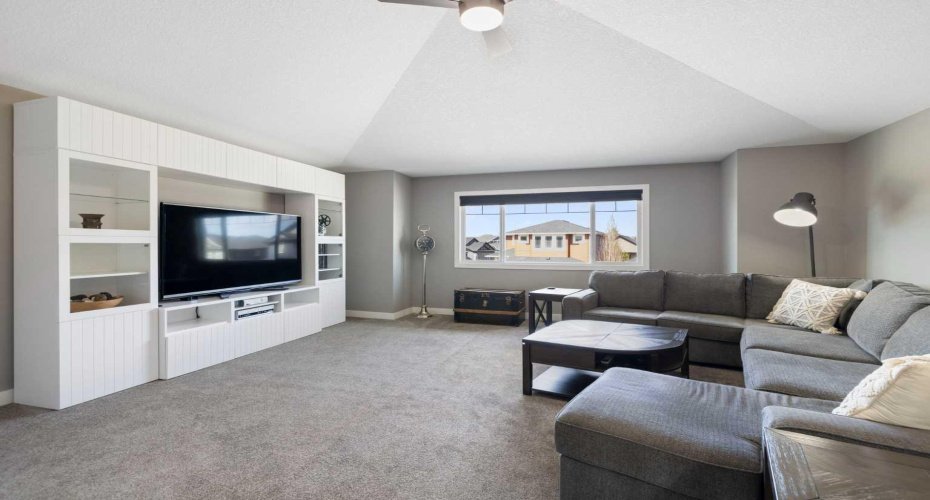 41 Banded Peak View, Okotoks, Alberta T2H 2W4, 4 Bedrooms Bedrooms, ,4 BathroomsBathrooms,Residential,For Sale,Banded Peak,A2311604