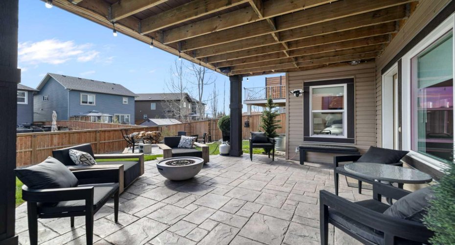 41 Banded Peak View, Okotoks, Alberta T2H 2W4, 4 Bedrooms Bedrooms, ,4 BathroomsBathrooms,Residential,For Sale,Banded Peak,A2311604