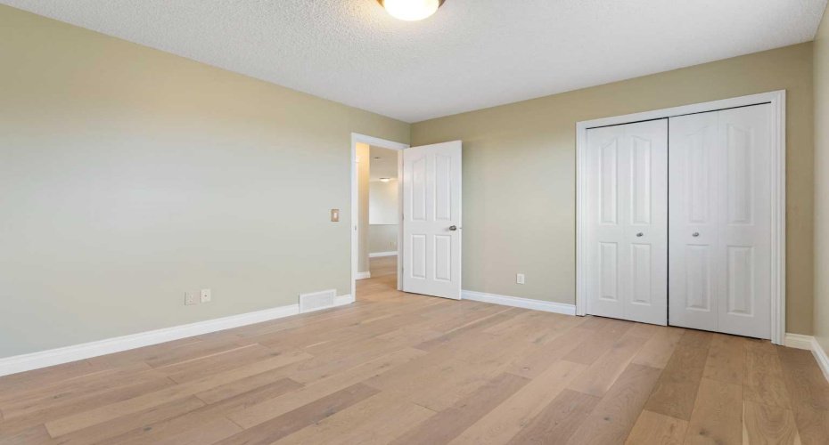 175 Sunset Close, Cochrane, Alberta T4C 0V2, 4 Bedrooms Bedrooms, ,4 BathroomsBathrooms,Residential,For Sale,Sunset,A2311558