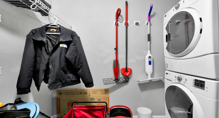Laundry/in suite storage