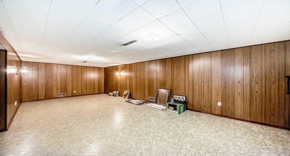 3132 48 Street, Calgary, Alberta T3E 3X7, 4 Bedrooms Bedrooms, ,2 BathroomsBathrooms,Residential,For Sale,48,A2311528