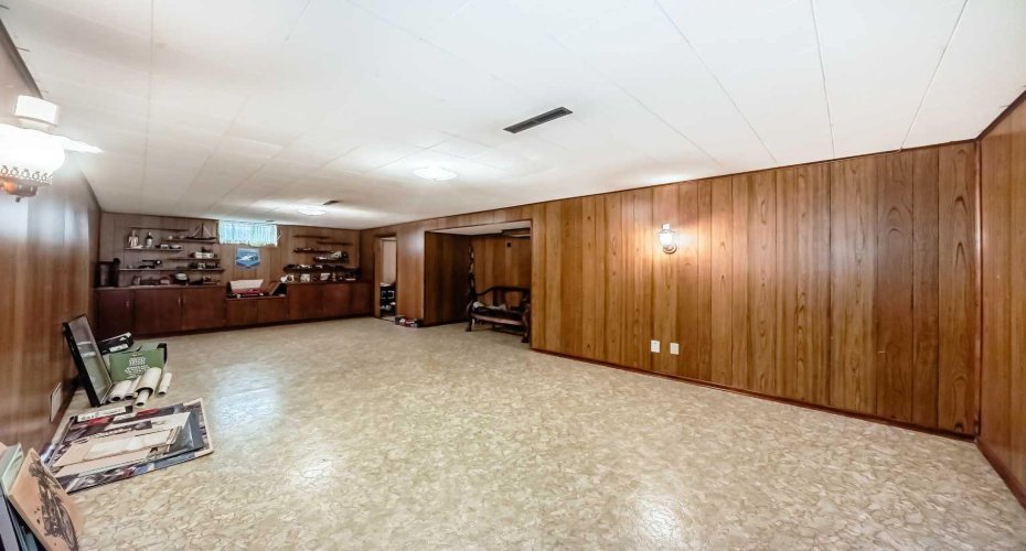 3132 48 Street, Calgary, Alberta T3E 3X7, 4 Bedrooms Bedrooms, ,2 BathroomsBathrooms,Residential,For Sale,48,A2311528