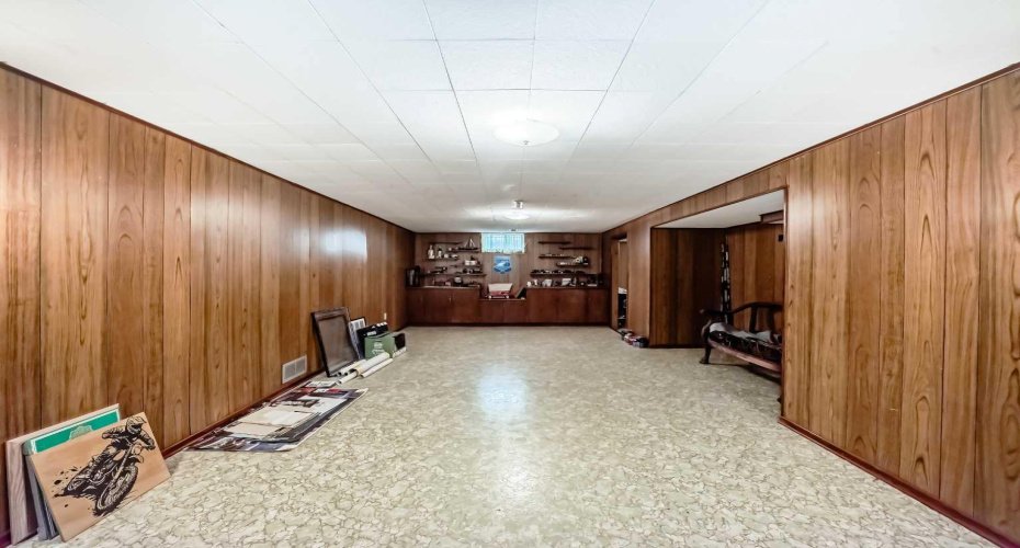 3132 48 Street, Calgary, Alberta T3E 3X7, 4 Bedrooms Bedrooms, ,2 BathroomsBathrooms,Residential,For Sale,48,A2311528
