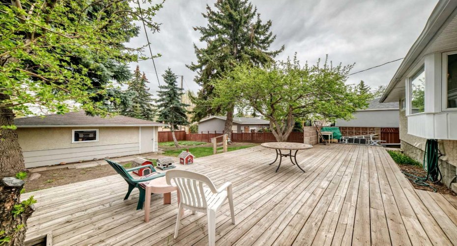3132 48 Street, Calgary, Alberta T3E 3X7, 4 Bedrooms Bedrooms, ,2 BathroomsBathrooms,Residential,For Sale,48,A2311528
