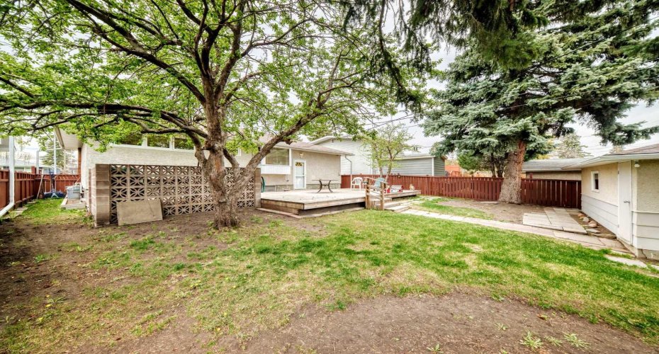 3132 48 Street, Calgary, Alberta T3E 3X7, 4 Bedrooms Bedrooms, ,2 BathroomsBathrooms,Residential,For Sale,48,A2311528