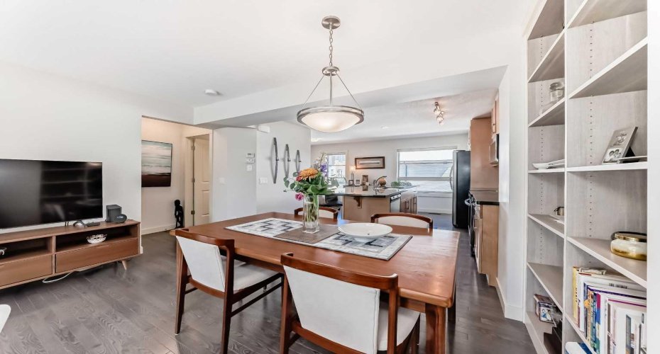 25 Aspen Hills Terrace, Calgary, Alberta T3H0P3, 2 Bedrooms Bedrooms, ,3 BathroomsBathrooms,Residential,For Sale,Aspen Hills,A2310430
