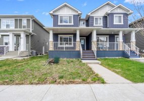 52 Red Embers Manor, Calgary, Alberta T3N 1K6, 3 Bedrooms Bedrooms, ,3 BathroomsBathrooms,Residential,For Sale,Red Embers,A2310959