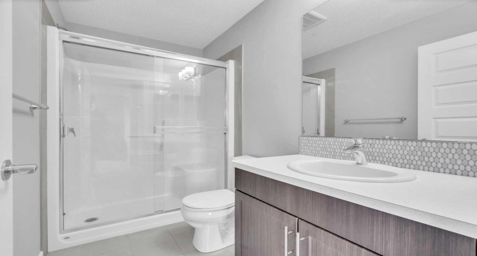 52 Red Embers Manor, Calgary, Alberta T3N 1K6, 3 Bedrooms Bedrooms, ,3 BathroomsBathrooms,Residential,For Sale,Red Embers,A2310959