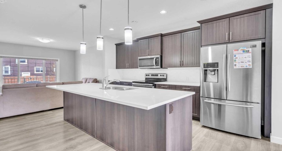 52 Red Embers Manor, Calgary, Alberta T3N 1K6, 3 Bedrooms Bedrooms, ,3 BathroomsBathrooms,Residential,For Sale,Red Embers,A2310959