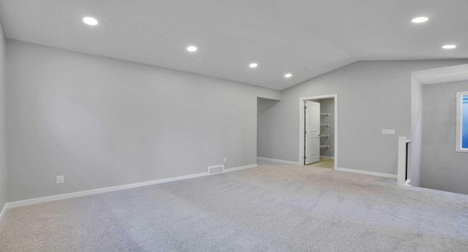 179 Lucas Heights, Calgary, Alberta T3P 1X4, 7 Bedrooms Bedrooms, ,4 BathroomsBathrooms,Residential,For Sale,Lucas,A2311579