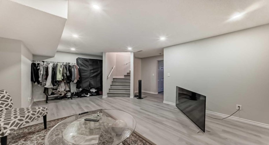 199 savanna Parade, Calgary, Alberta T3J 0W1, 4 Bedrooms Bedrooms, ,4 BathroomsBathrooms,Residential,For Sale,savanna,A2311915