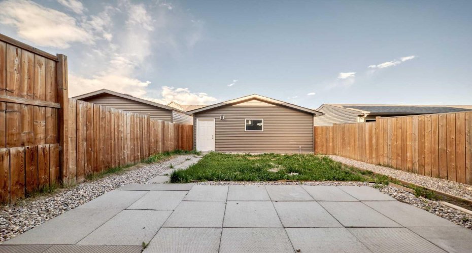 199 savanna Parade, Calgary, Alberta T3J 0W1, 4 Bedrooms Bedrooms, ,4 BathroomsBathrooms,Residential,For Sale,savanna,A2311915