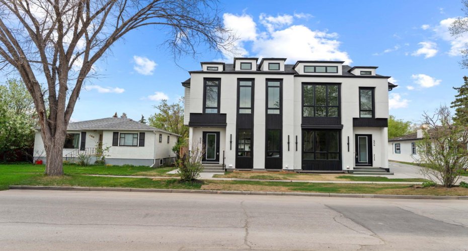 454 22 Avenue, Calgary, Alberta T2M 1N3, 5 Bedrooms Bedrooms, ,4 BathroomsBathrooms,Residential,For Sale,22,A2311924