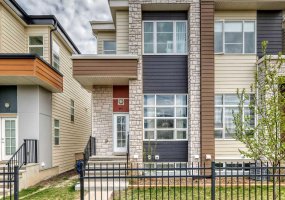 1530 Bayside Avenue, Airdrie, Alberta T4B4B5, 4 Bedrooms Bedrooms, ,3 BathroomsBathrooms,Residential,For Sale,Bayside,A2311659