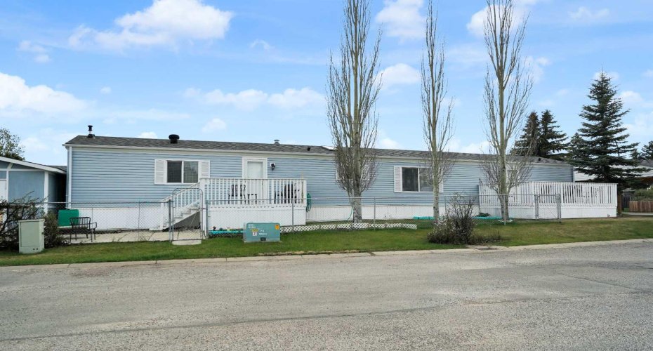 118 Heritage Drive, Okotoks, Alberta T1S1M4, 3 Bedrooms Bedrooms, ,2 BathroomsBathrooms,Mobile,For Sale,Heritage,A2310977