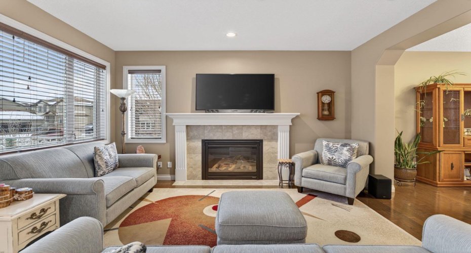 2 Ranchers Green, Okotoks, Alberta T1S 0G6, 4 Bedrooms Bedrooms, ,4 BathroomsBathrooms,Residential,For Sale,Ranchers,A2311245