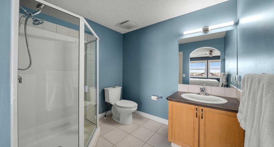 117 Westmount Road, Okotoks, Alberta T1S 2J5, 4 Bedrooms Bedrooms, ,5 BathroomsBathrooms,Residential,For Sale,Westmount,A2311665