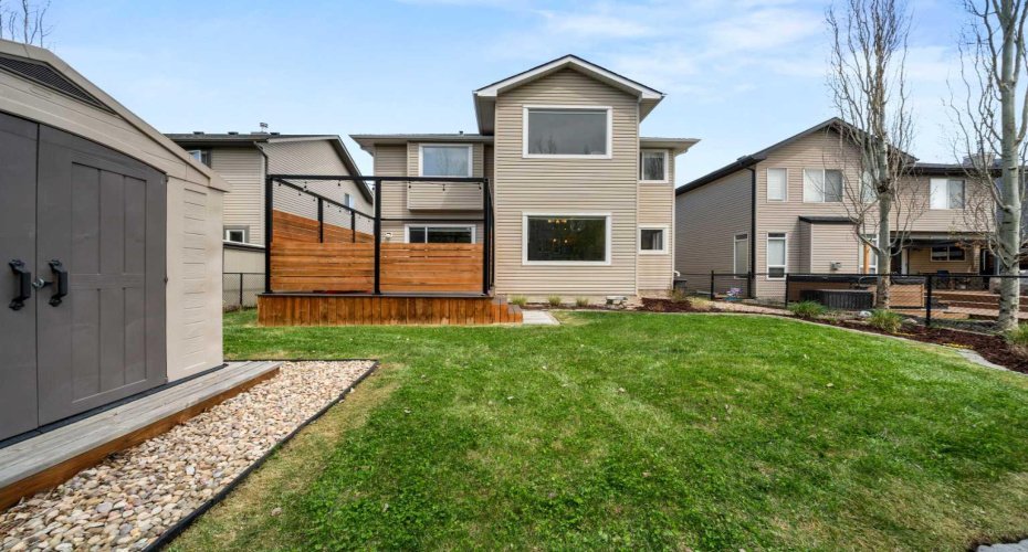 117 Westmount Road, Okotoks, Alberta T1S 2J5, 4 Bedrooms Bedrooms, ,5 BathroomsBathrooms,Residential,For Sale,Westmount,A2311665