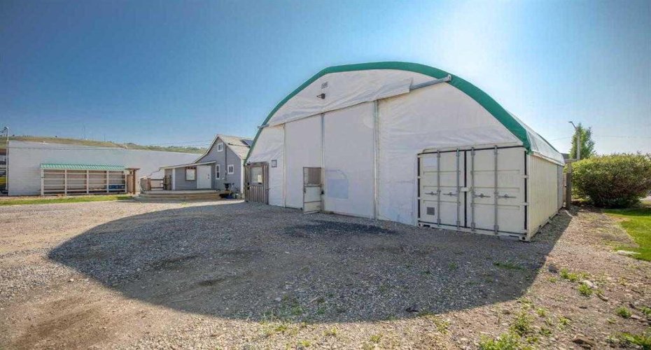 125b River Avenue, Cochrane, Alberta T4C 2C2, ,Commercial,For Lease,River,A2312626