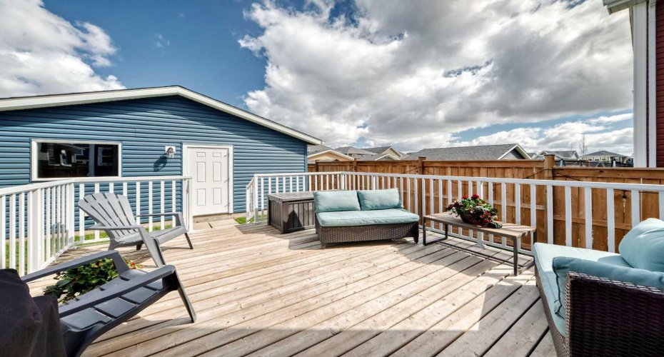 199 River Heights Green, Cochrane, Alberta T4C0S3, 3 Bedrooms Bedrooms, ,3 BathroomsBathrooms,Residential,For Sale,River Heights,A2312400
