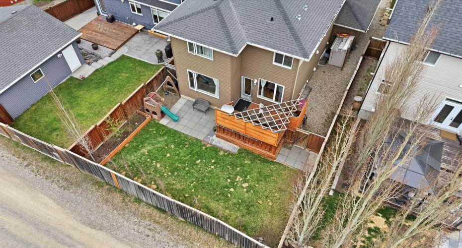 44 Westridge Crescent, Okotoks, Alberta T1S 0G7, 3 Bedrooms Bedrooms, ,3 BathroomsBathrooms,Residential,For Sale,Westridge,A2312855