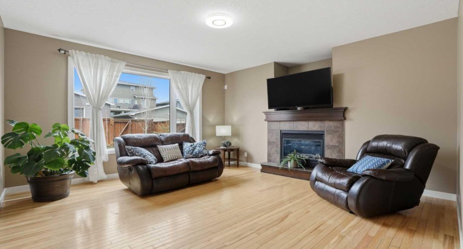 44 Westridge Crescent, Okotoks, Alberta T1S 0G7, 3 Bedrooms Bedrooms, ,3 BathroomsBathrooms,Residential,For Sale,Westridge,A2312855