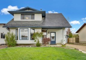 22 Sandstone Crescent, Airdrie, Alberta T4B 1T5, 3 Bedrooms Bedrooms, ,2 BathroomsBathrooms,Residential,For Sale,Sandstone,A2312955 22 Sandstone Crescent, Airdrie, Alberta T4B 1T5, 3 Bedrooms Bedrooms, ,2 BathroomsBathrooms,Residential,For Sale,Sandstone,A2312955