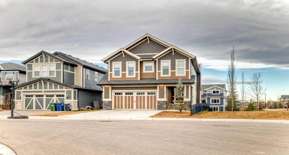 151 Sundown Way, Cochrane, Alberta T4C 0H4, 5 Bedrooms Bedrooms, ,4 BathroomsBathrooms,Residential,For Sale,Sundown,A2306727