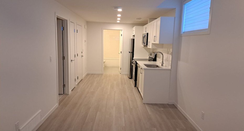 45 Copperhead Rd SE, Calgary, 1 Bedroom Bedrooms, ,1 BathroomBathrooms,Rental,For Rent,Copperhead Rd SE,1042