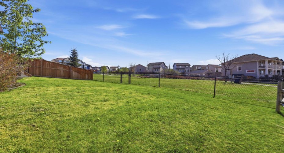 4 Heritage Terrace, Cochrane, Alberta T4C 0Y3, 3 Bedrooms Bedrooms, ,3 BathroomsBathrooms,Residential,For Sale,Heritage,A2313261