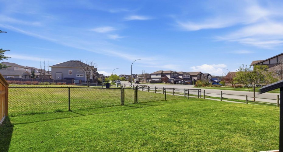 4 Heritage Terrace, Cochrane, Alberta T4C 0Y3, 3 Bedrooms Bedrooms, ,3 BathroomsBathrooms,Residential,For Sale,Heritage,A2313261