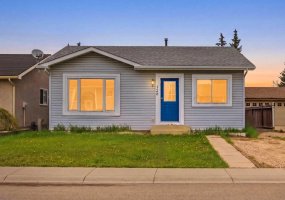 128 Ridgegate Way, Airdrie, Alberta T4B1A9, 4 Bedrooms Bedrooms, ,3 BathroomsBathrooms,Residential,For Sale,Ridgegate,A2312727 128 Ridgegate Way, Airdrie, Alberta T4B1A9, 4 Bedrooms Bedrooms, ,3 BathroomsBathrooms,Residential,For Sale,Ridgegate,A2312727