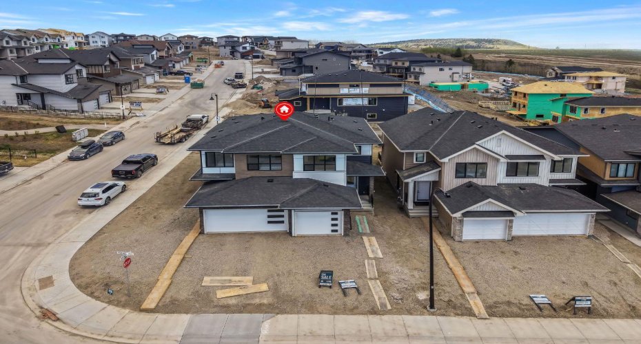 7 Heritage Heath, Cochrane, Alberta T4C 3K8, 3 Bedrooms Bedrooms, ,3 BathroomsBathrooms,Residential,For Sale,Heritage,A2310847