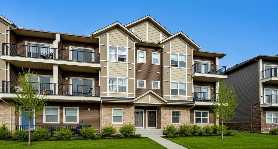 250 Fireside View, Cochrane, Alberta T4C 2M2, 2 Bedrooms Bedrooms, ,2 BathroomsBathrooms,Residential,For Sale,Fireside,A2312813