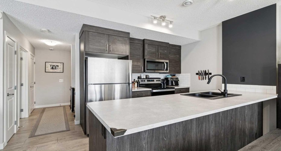 250 Fireside View, Cochrane, Alberta T4C 2M2, 2 Bedrooms Bedrooms, ,2 BathroomsBathrooms,Residential,For Sale,Fireside,A2312813