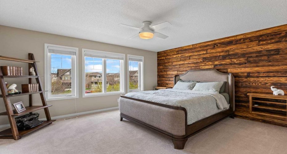 145 Heartland Way, Cochrane, Alberta T4C 0M5, 3 Bedrooms Bedrooms, ,3 BathroomsBathrooms,Residential,For Sale,Heartland,A2313047