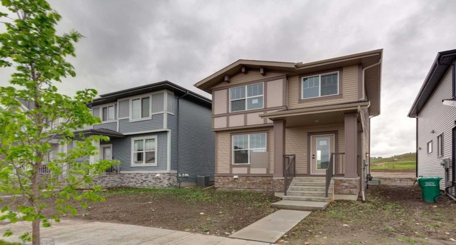 422 Heartland Way, Cochrane, Alberta T4C3E5, 3 Bedrooms Bedrooms, ,3 BathroomsBathrooms,Residential,For Sale,Heartland,A2313955