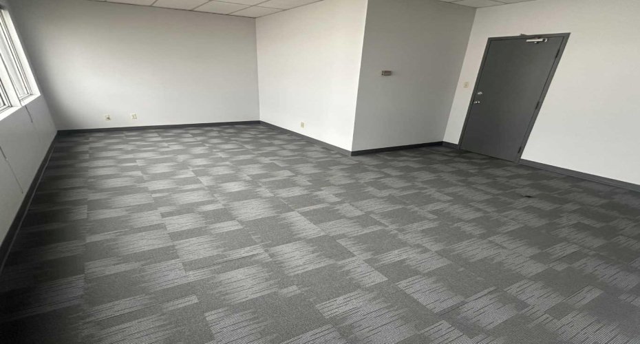 9914 109 Avenue, Grande Prairie, Alberta T8V 1R6, ,Commercial,For Lease,109,A2032362