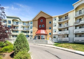 700 Willowbrook Road, Airdrie, Alberta T4B 0L5, 2 Bedrooms Bedrooms, ,2 BathroomsBathrooms,Residential,For Sale,Willowbrook,A2313161 700 Willowbrook Road, Airdrie, Alberta T4B 0L5, 2 Bedrooms Bedrooms, ,2 BathroomsBathrooms,Residential,For Sale,Willowbrook,A2313161