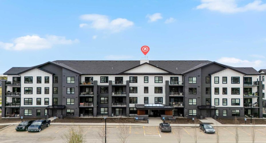100 Banister Drive, Okotoks, Alberta T1S 5Y4, 1 Bedroom Bedrooms, ,1 BathroomBathrooms,Residential,For Sale,Banister,A2313773