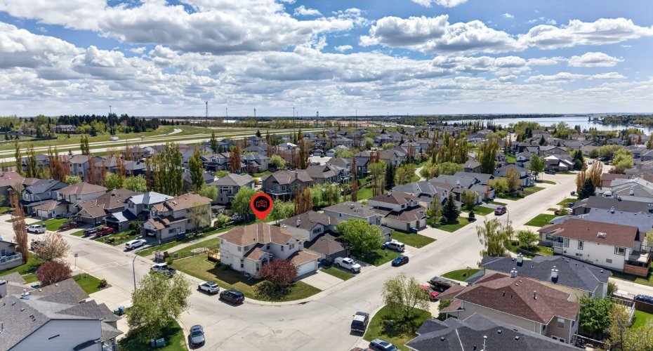 240 Cove Drive, Chestermere, Alberta T1X 1E5, 3 Bedrooms Bedrooms, ,3 BathroomsBathrooms,Residential,For Sale,Cove,A2314416