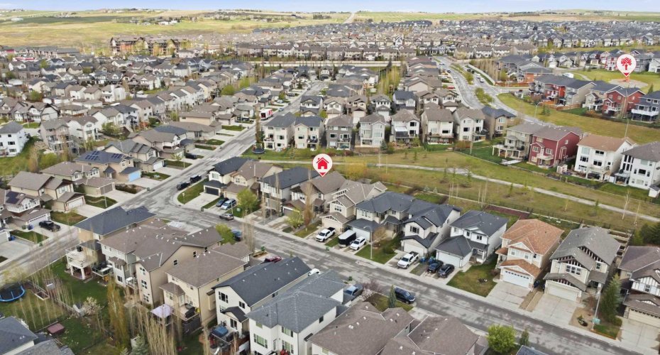 16 Sunset Terrace, Cochrane, Alberta T4C 0G1, 3 Bedrooms Bedrooms, ,4 BathroomsBathrooms,Residential,For Sale,Sunset,A2314785