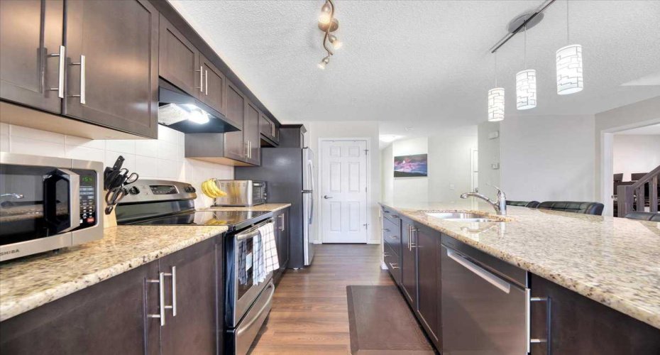 145 Viewpointe Terrace, Chestermere, Alberta T1X0R1, 3 Bedrooms Bedrooms, ,3 BathroomsBathrooms,Residential,For Sale,Viewpointe,A2312076