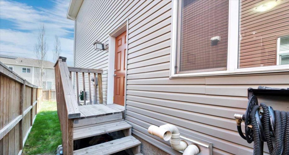 145 Viewpointe Terrace, Chestermere, Alberta T1X0R1, 3 Bedrooms Bedrooms, ,3 BathroomsBathrooms,Residential,For Sale,Viewpointe,A2312076