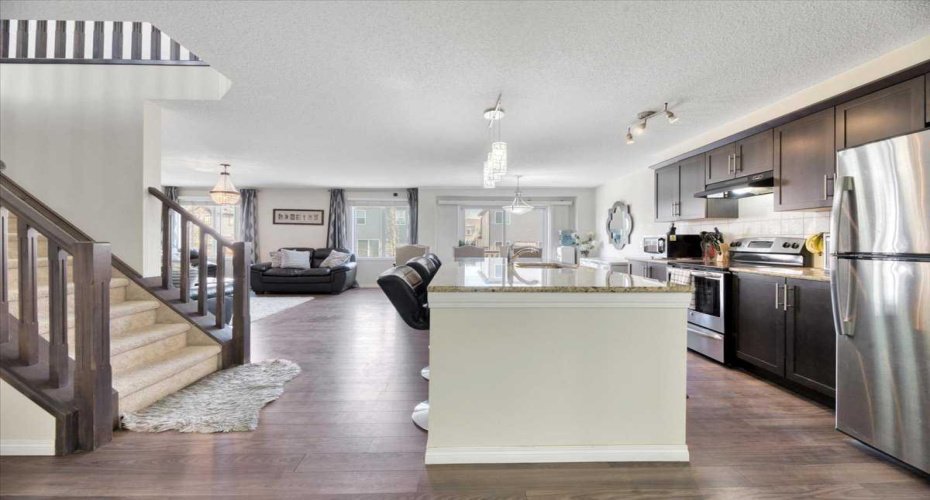 145 Viewpointe Terrace, Chestermere, Alberta T1X0R1, 3 Bedrooms Bedrooms, ,3 BathroomsBathrooms,Residential,For Sale,Viewpointe,A2312076