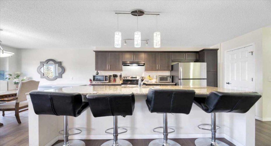 145 Viewpointe Terrace, Chestermere, Alberta T1X0R1, 3 Bedrooms Bedrooms, ,3 BathroomsBathrooms,Residential,For Sale,Viewpointe,A2312076