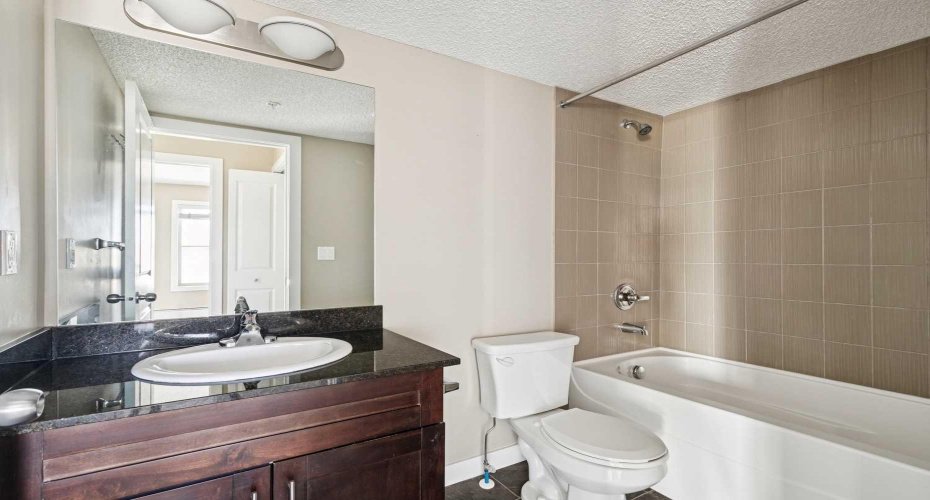 625 Glenbow Drive, Cochrane, Alberta T4C 1E8, 2 Bedrooms Bedrooms, ,2 BathroomsBathrooms,Residential,For Sale,Glenbow,A2314816